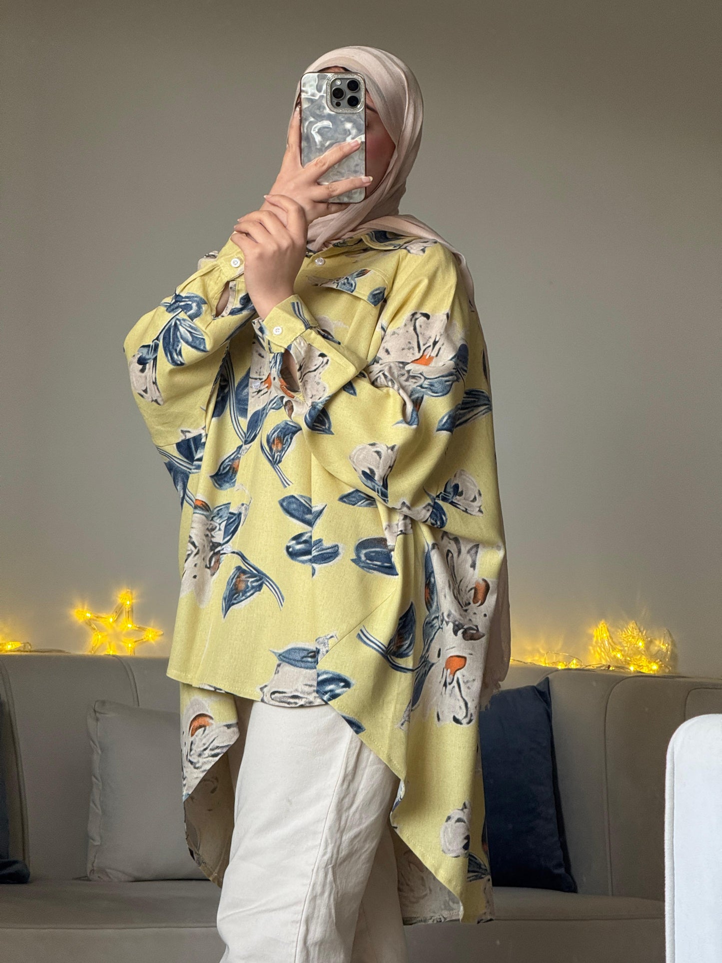 Over-size ptinted shirt