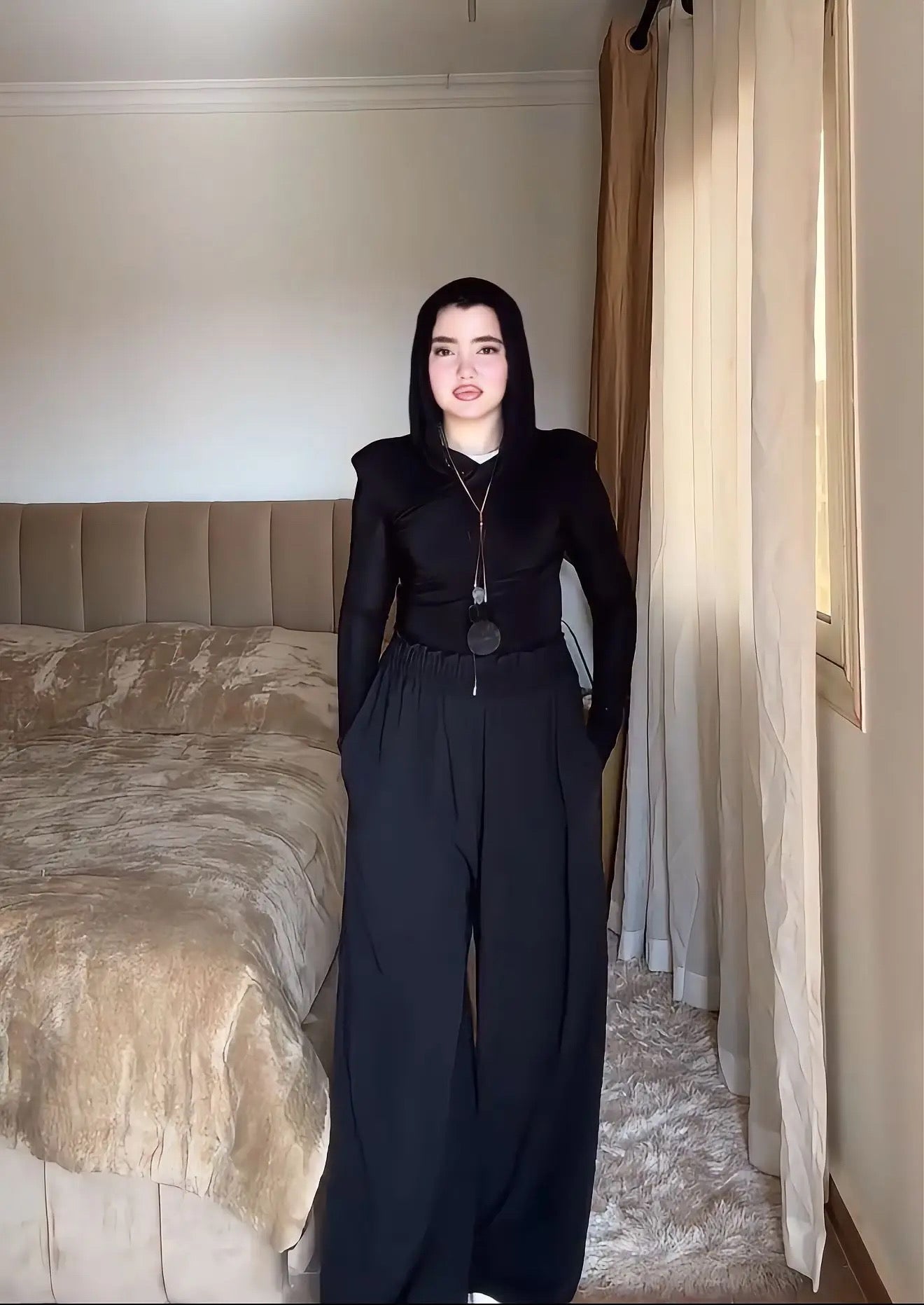 Wide leg pants