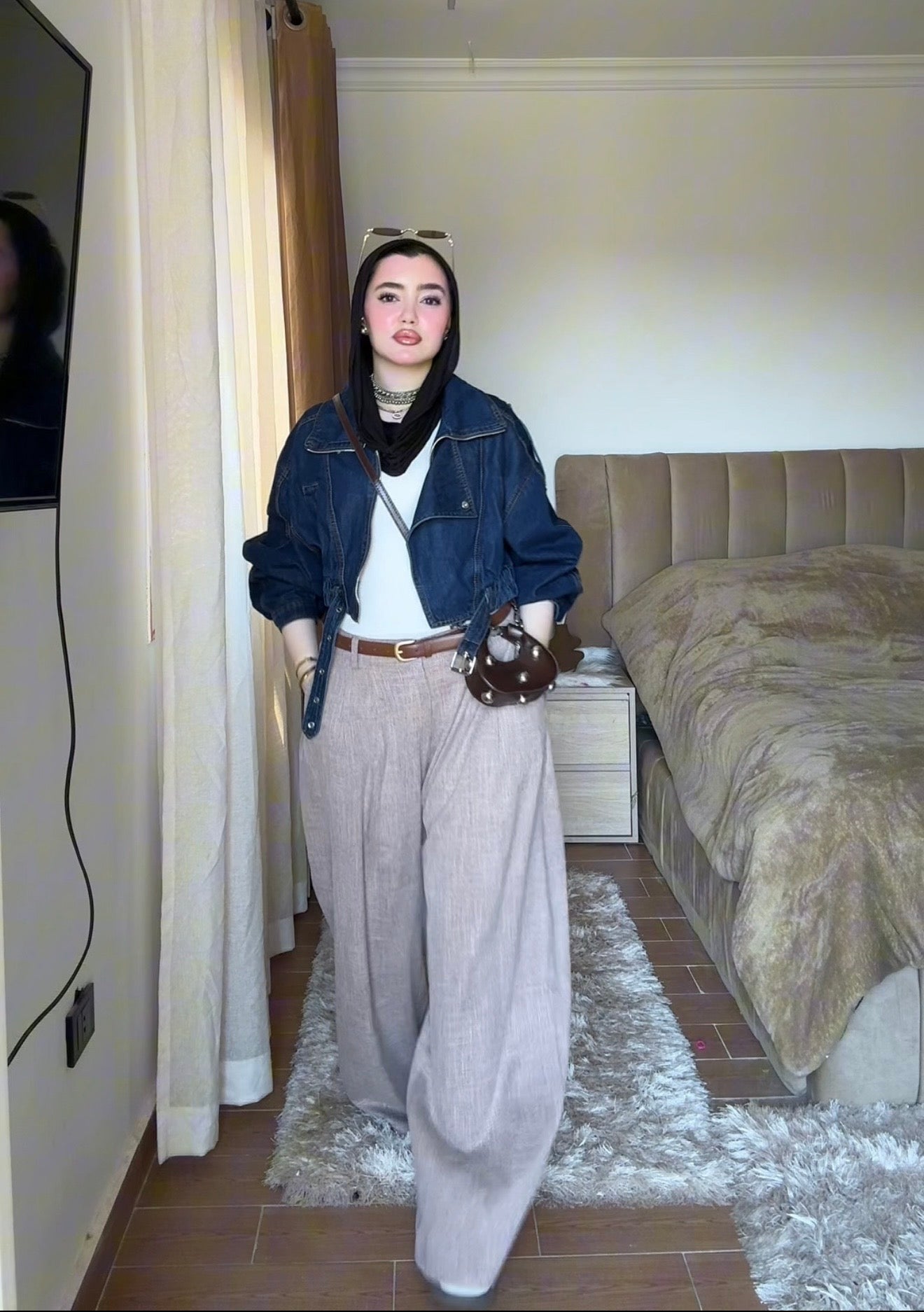 Chic fit pants